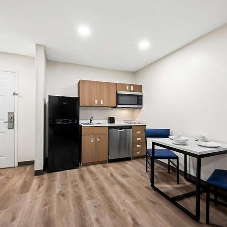 Mainstay Suites Raleigh North Zewnętrze zdjęcie